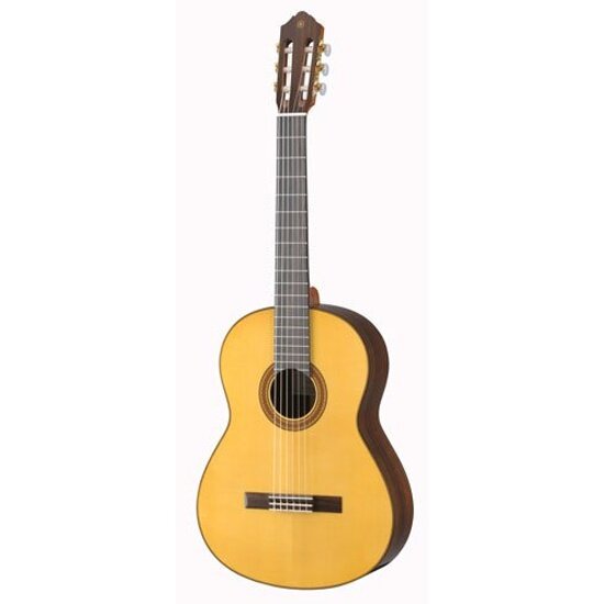 Акустическая Yamaha гитара CG182S