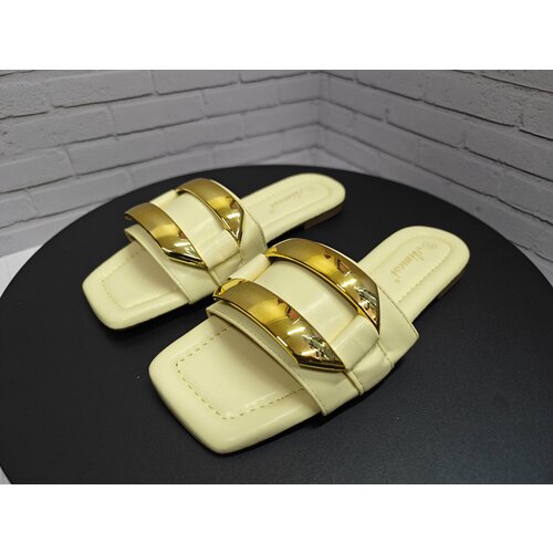 фото Шлепанцы , размер 36, бежевый sonandgod