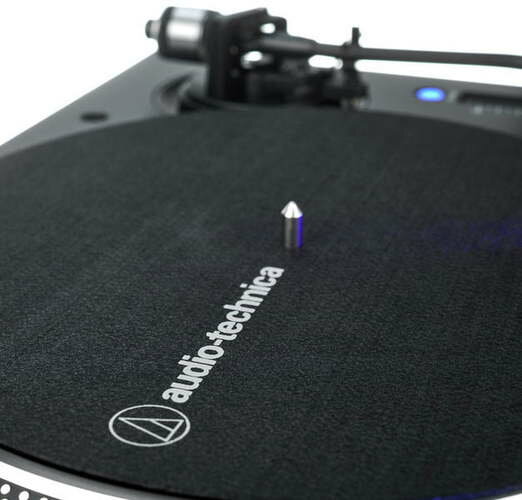 Виниловый проигрыватель Audio-Technica AT-LP140XP