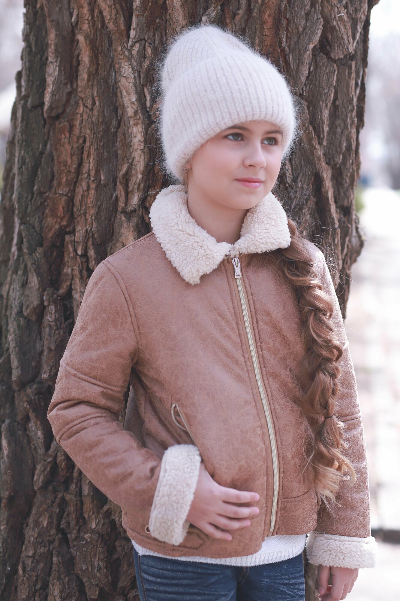 Шапка-бини Андерсен Осень-зима 2022 для девочек, размер 54-56, бежевый — фото 1