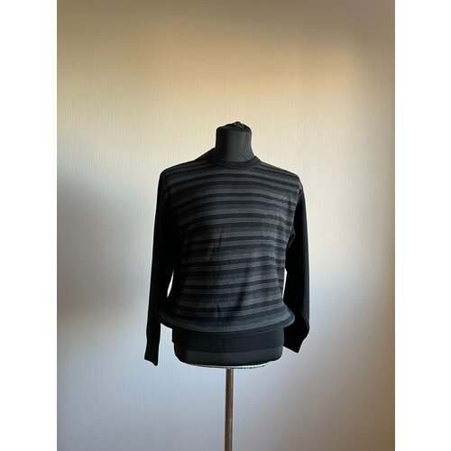 Свитер , размер M, черный