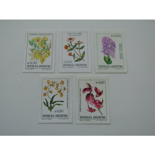 марки флора и фауна суринам 1989 выдры 5 штук Марки. Флора и фауна. Аргентина. Цветы 5 штук.