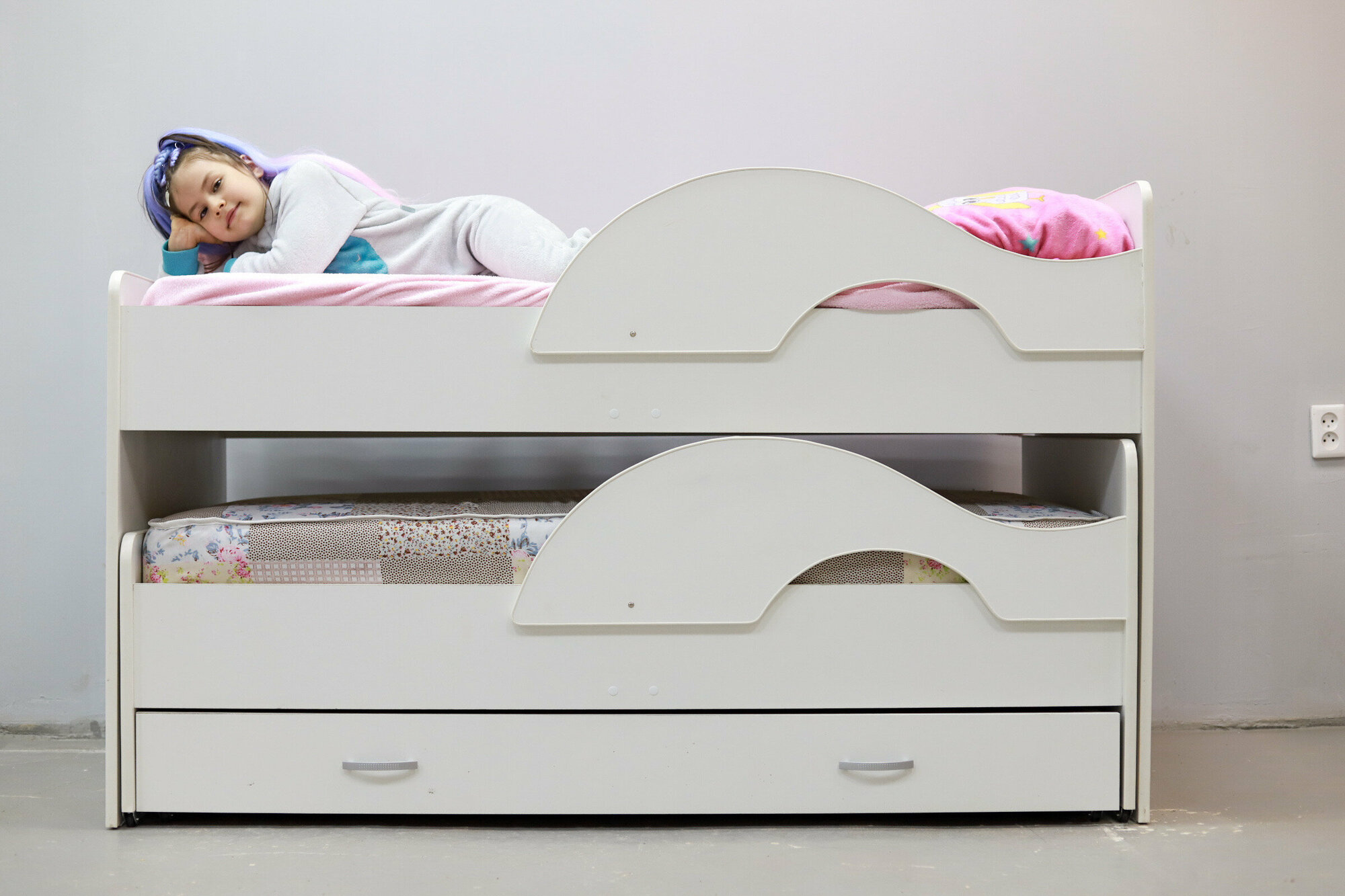 Детская кровать с ящиком Радуга-2 (белый)