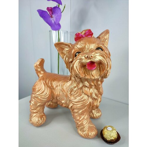 Статуэтка интерьерная собачка йорк в декоре 