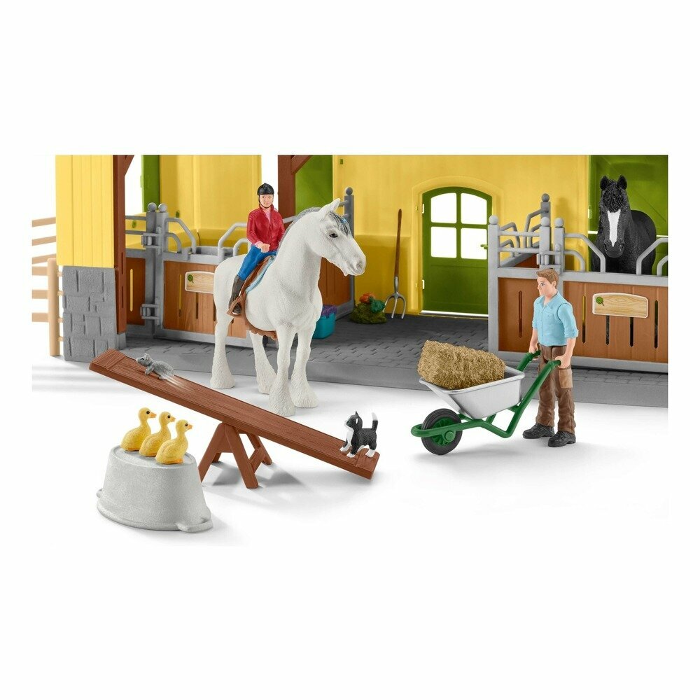 Игровой набор Schleich Конюшня 42485, 31 дет. — фото 1