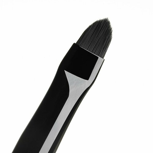 Кисть для макияжа глаз Bespecial Eyeliner Petal-Type Brush