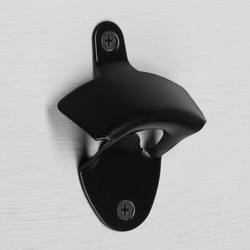 Настенная открывашка для стеклянных бутылок тундра черная 630₽