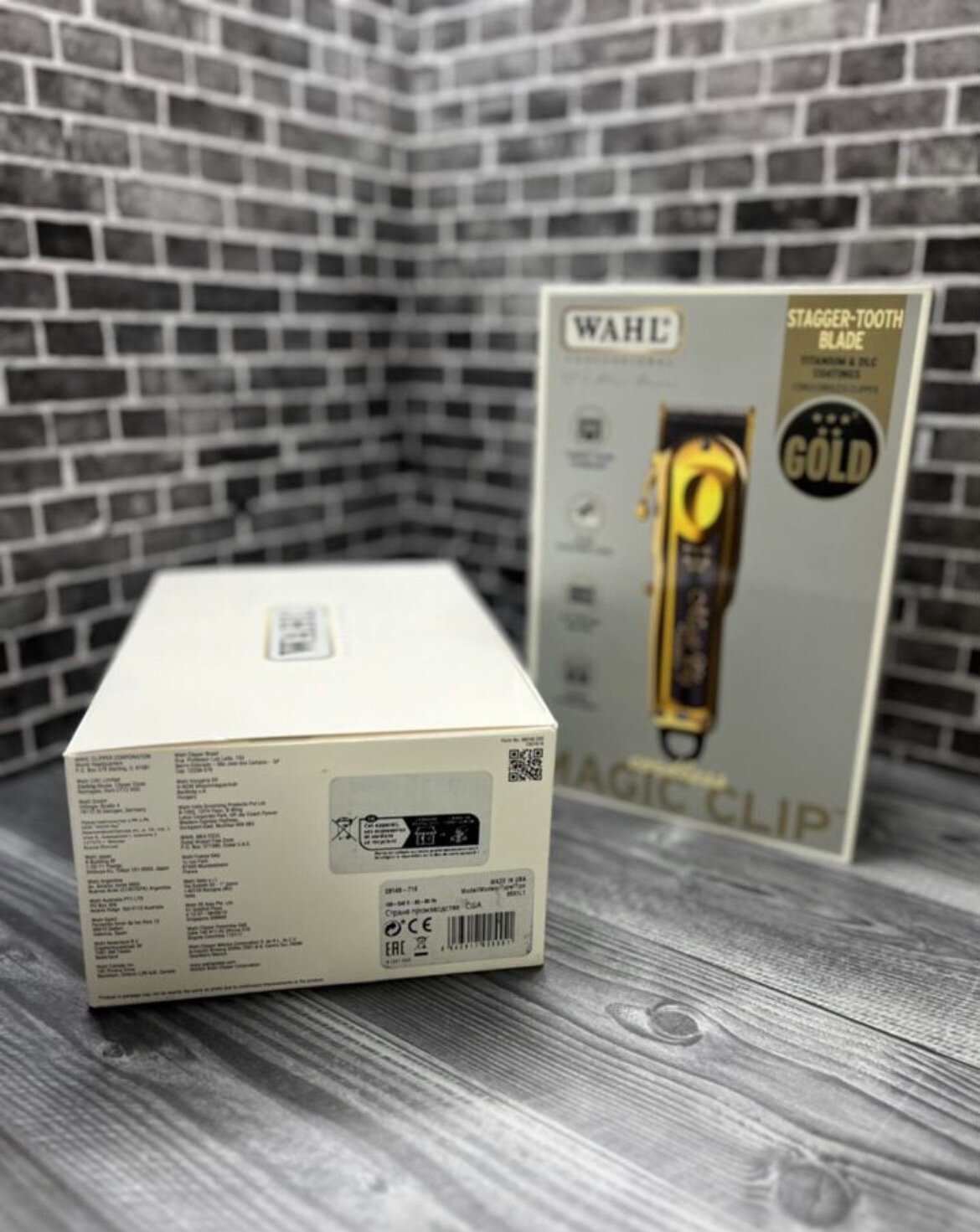 Машинка для стрижки профессиональная Magic Clip Cordless 5 star Gold (8148-700). — фото 1