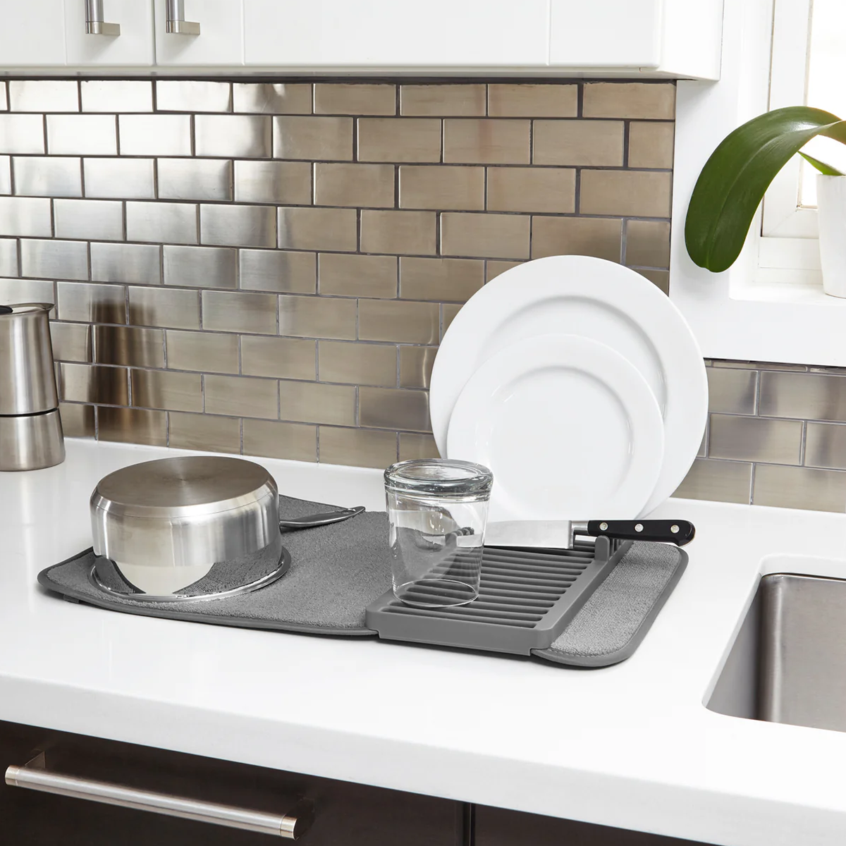 Коврик-сушилка для посуды Umbra Udry 51х33 см, серый