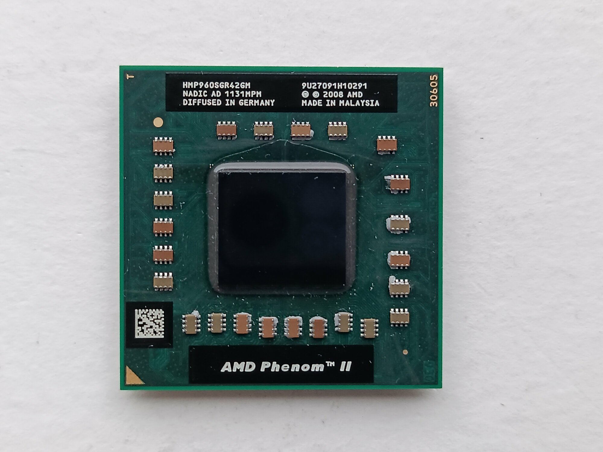 AMD Phenom II P960 1.8GHz Champlain 25w 4 ядра 4 потока Socket S1 процессор для ноутбука