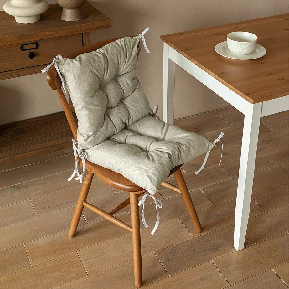 Комплект подушек на стул с тафтингом квадратных 40х40 (2 шт) "Унисон" рис 30004-15 Basic бежевый