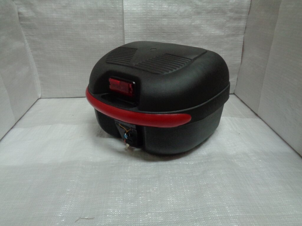 Кофр задний для мотоцикла rb610