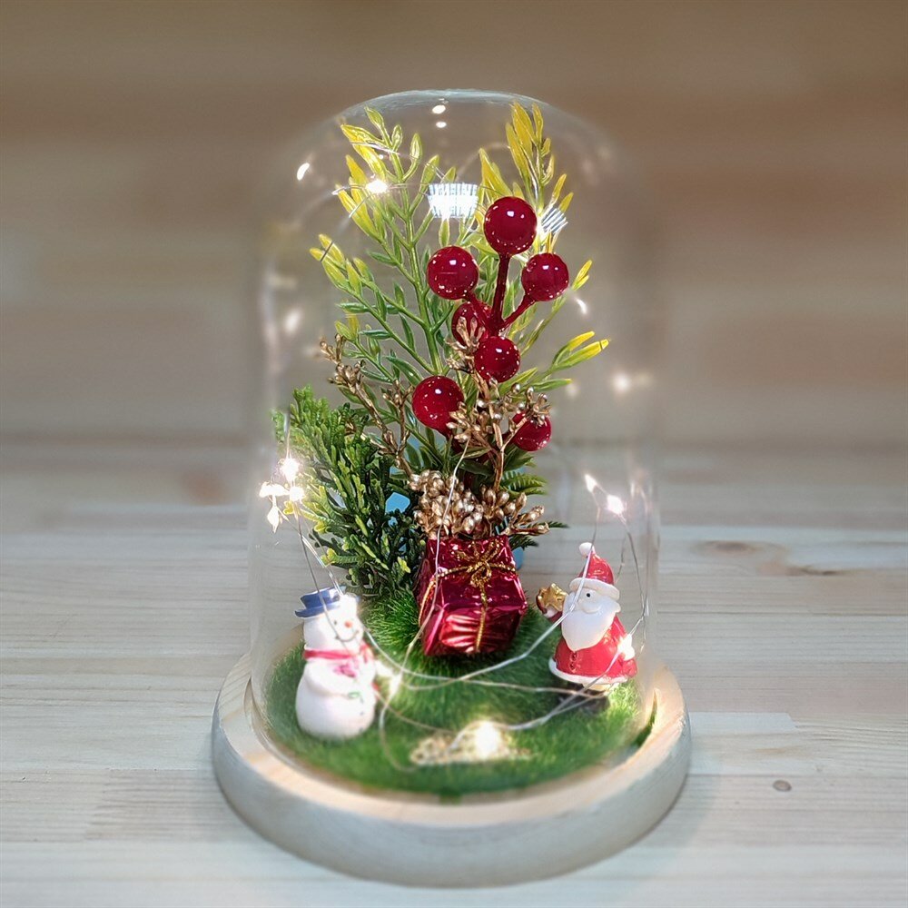 Новогодняя лампа-светильник с искусственными цветами "Дед Мороз и Снеговик", 26х20 см