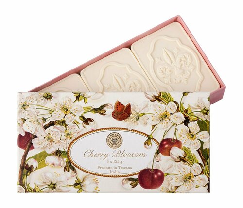 Набор натурального мыла с ароматом черешни Gourmandise Savon Parfume Cherry Blossom Set