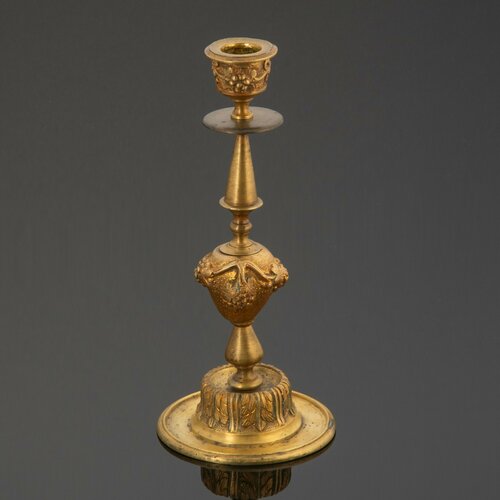 Подсвечник декорированный виноградными лозами латунь медь 16137₽