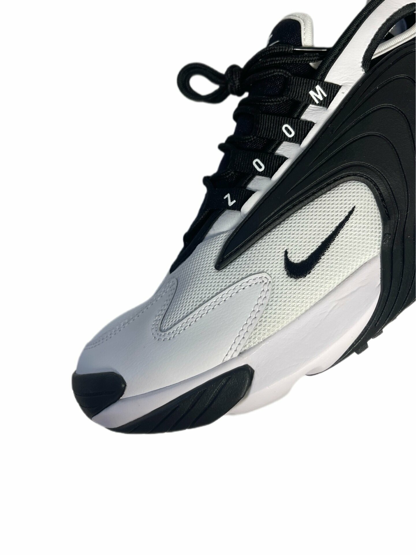 Кроссовки NIKE, размер 7.5, белый/черный — фото 1