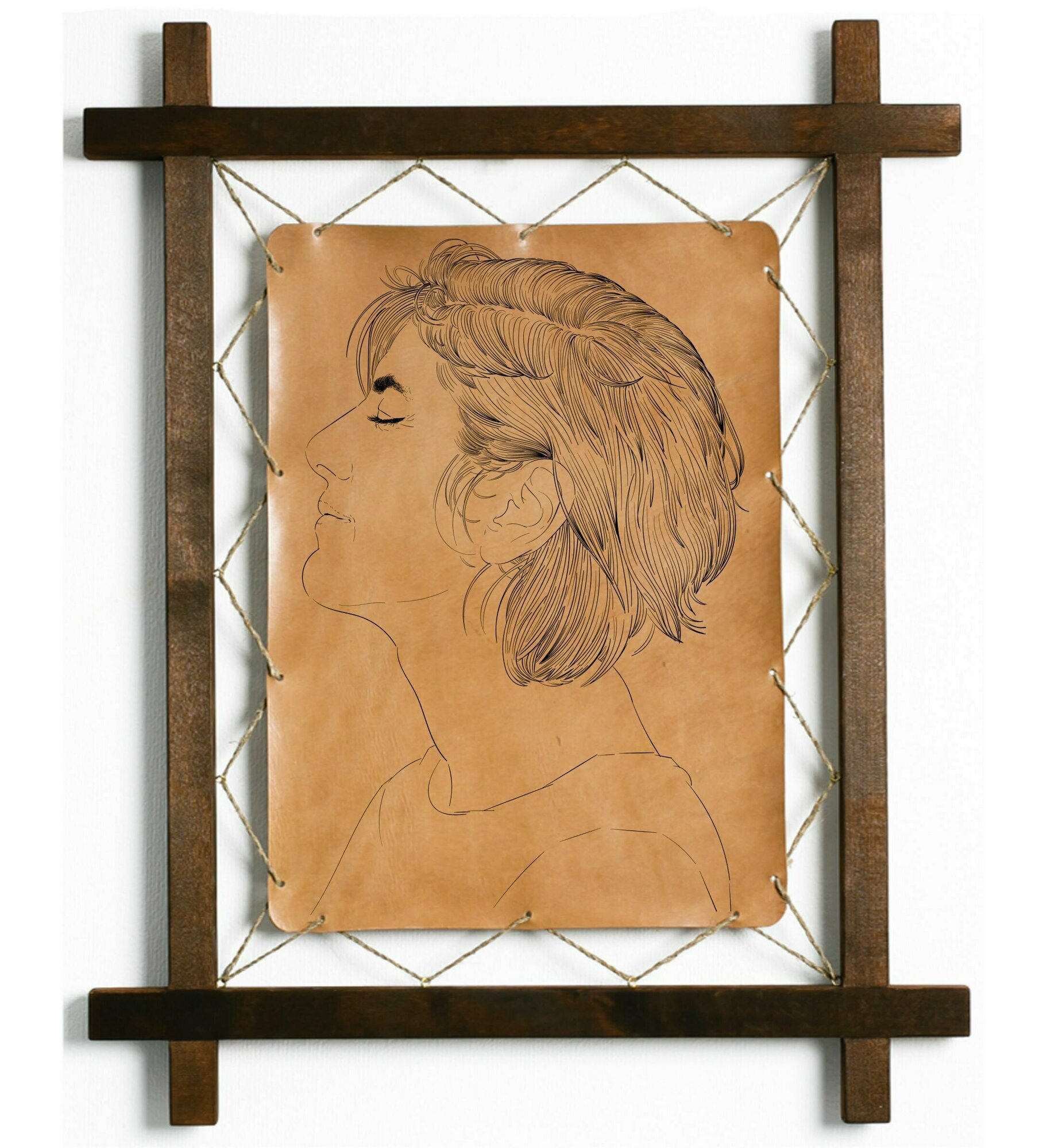 Картина Женщина с закрытыми глазами, гравировка на натуральной коже, интерьерная для украшения и декора на стену в деревянной раме, подарок, BoomGift
