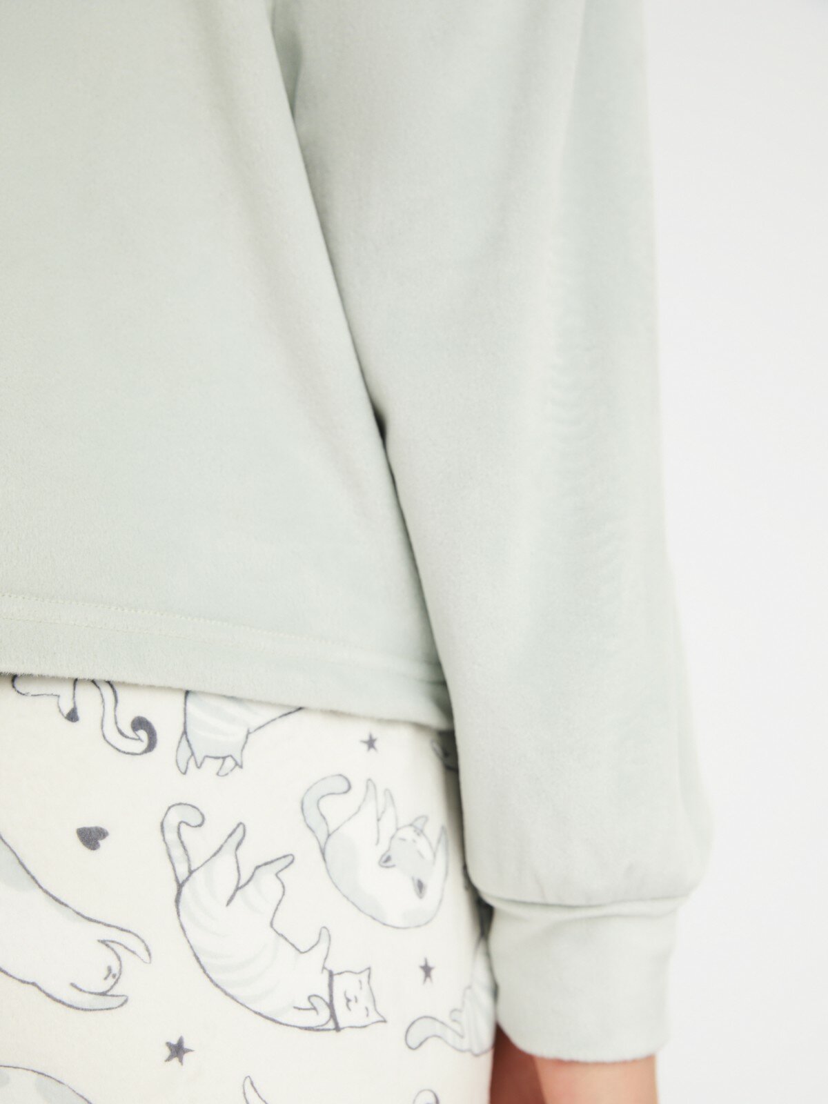 Домашний пижамный комплект (свитшот и штаны), цвет Мятный, размер M - фотография № 11