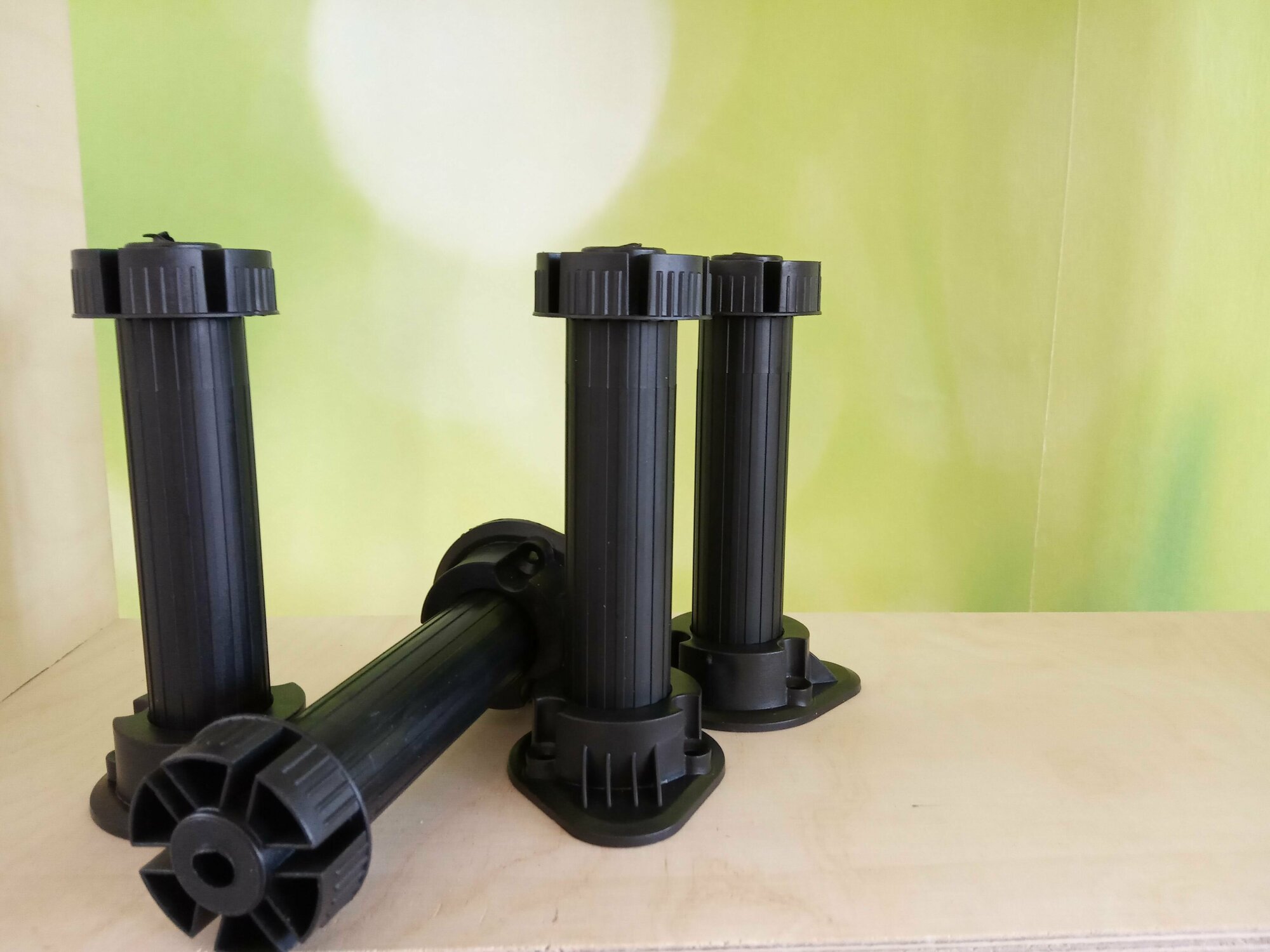 Изображение Опора регулируемая для кухонной мебели (4 шт.) усиленная Н(от 50 до 150мм) черная