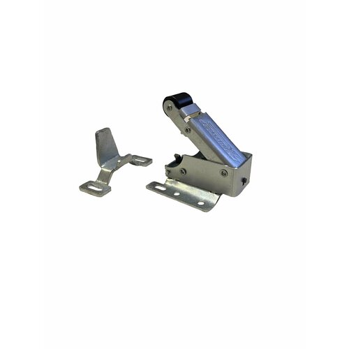 Замок-защелка для люков ревизионных Хаммер Слава нажимной с металлической ответной планкой 500₽