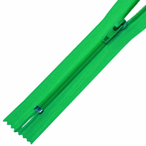 Молния MaxZipper пласт. спираль №5-N 18см н/р цв. F243 зеленый уп.50шт