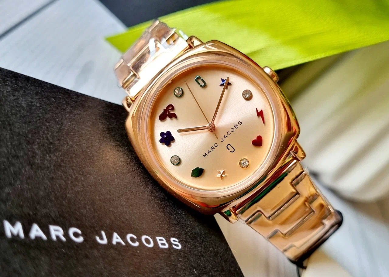 Наручные часы MARC JACOBS