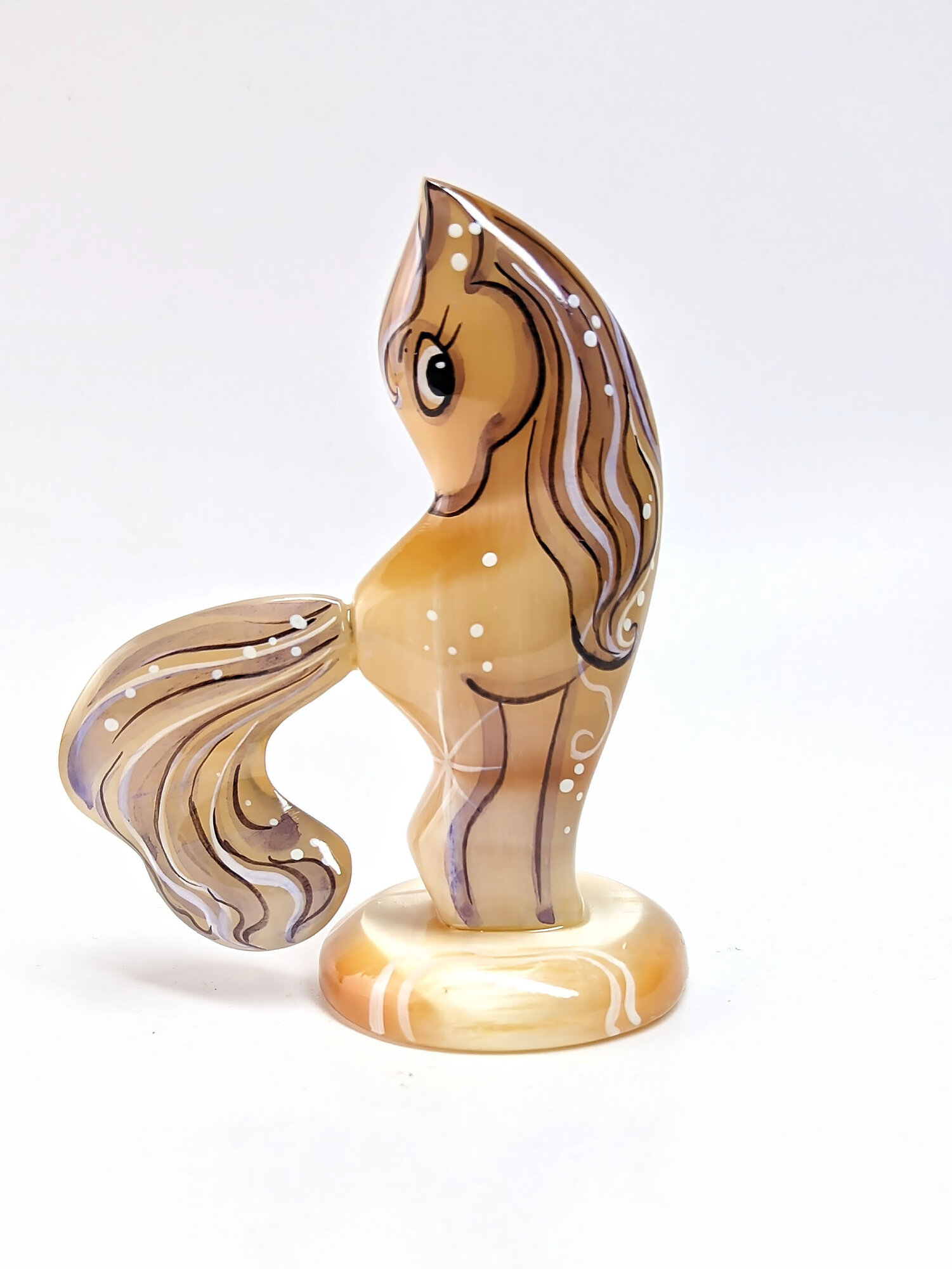 Статуэтка "Лошадь Ночка", символ 2026 года ручная работа, натуральный камень, длина 7 см