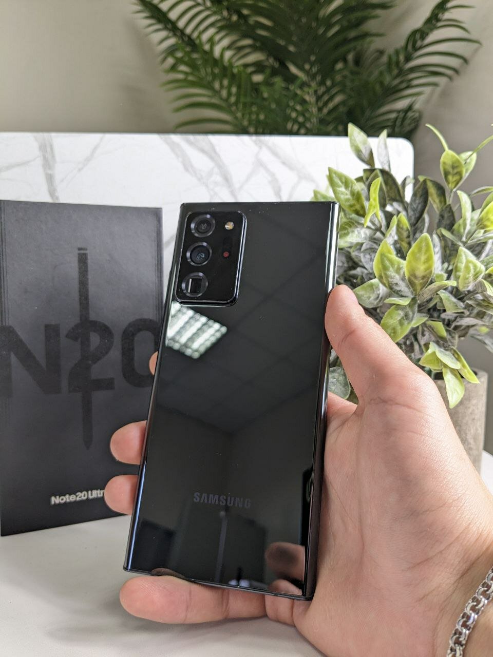 Смартфон Samsung Galaxy Note 20 Ultra 5G 12/256 ГБ, 1 nano SIM, черный