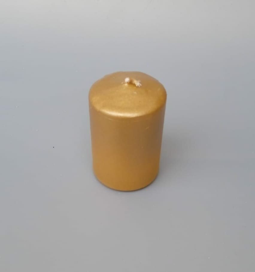 фото Свеча столбик 40*60 золотой