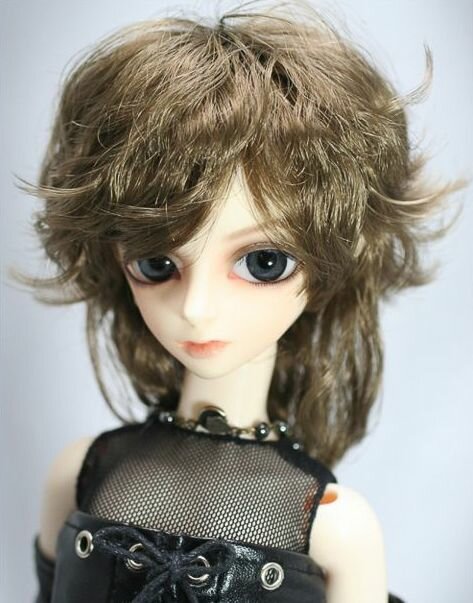 Dollmore Natural Wave Brown Wig (Волнистый парик средней длины коричневый размер 17,5-20 см для кукол Доллмор)