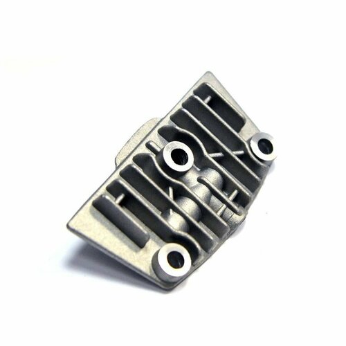 Крышка головки цилиндра правая перемычка 50-110 см3 225₽