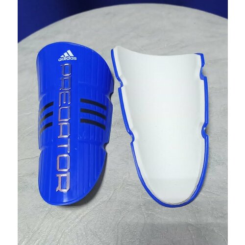 Adidas Predator детские размер 3-5 лет щитки футбольные синие