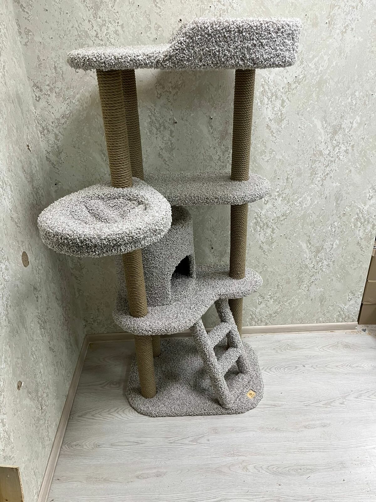 Комплекс для кошек игровой Моя Котя "Мегаполис" серый - фотография № 2