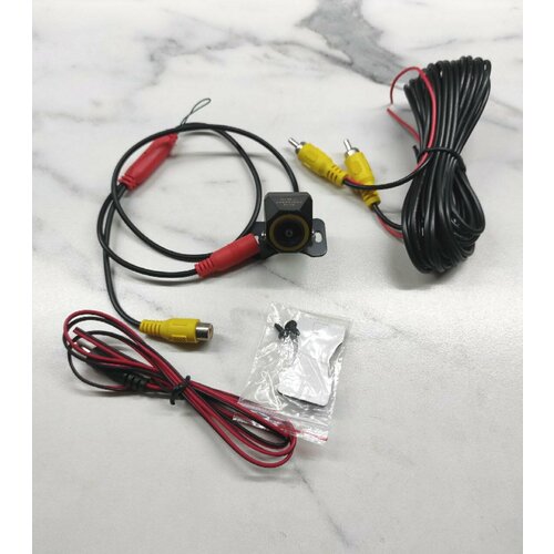 Камера заднего вида AHD для авто с защитой от влаги 160000₽