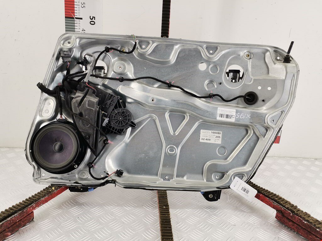 Стеклоподъемник электрический двери передней правой Volkswagen Passat 5 GP 3B1837462