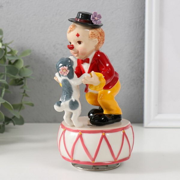 Сувенир керамика музыкальный "Клоун танцует с собачкой на барабане" 8х9.5х16.5 см