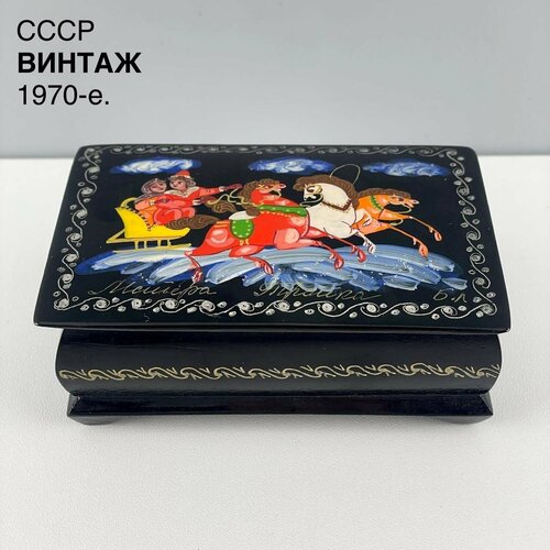 Винтажная шкатулка Тройка Папье-маше Мстера роспись СССР 1970-е 4000₽