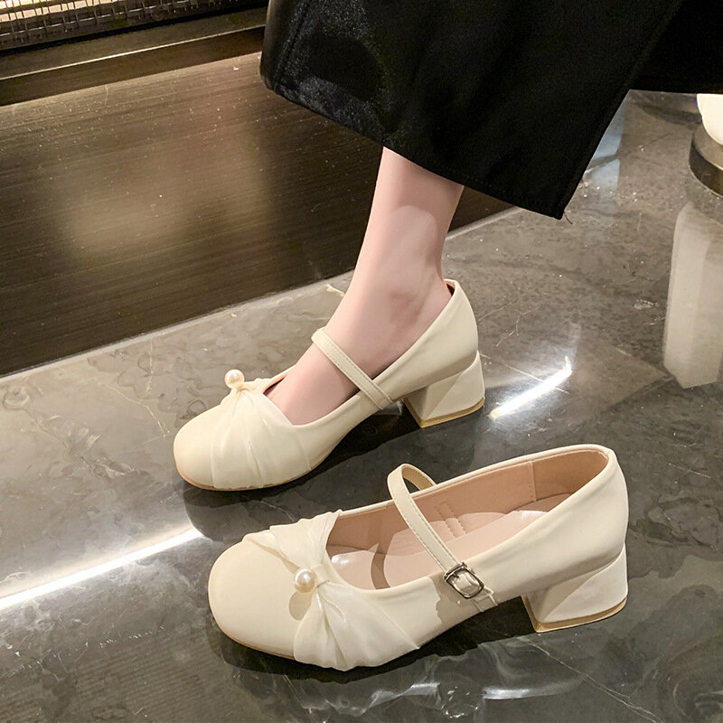 Туфли Мэри Джейн