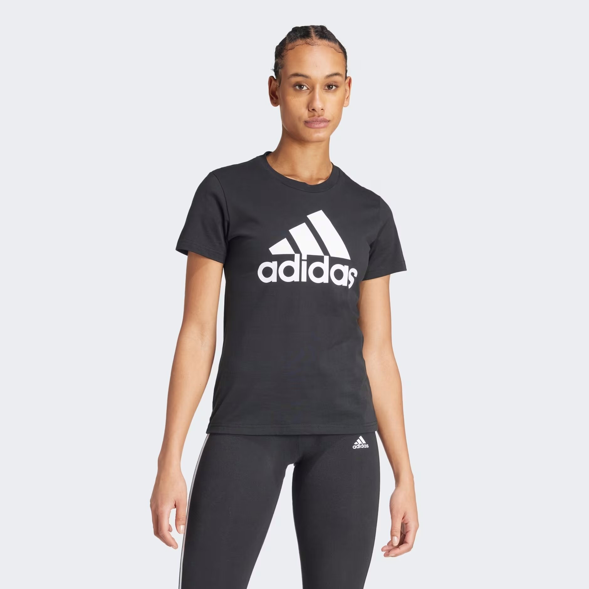 Футболка спортивная adidas Loungewear Essentials Logo