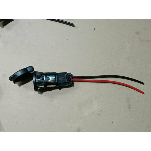 Гнездо (розетка) с разъемом для подключения oil presure switch sensor for nissan interstar kubistar renault clio ii iii iv kangoo modus twingo i dacia logan sandero