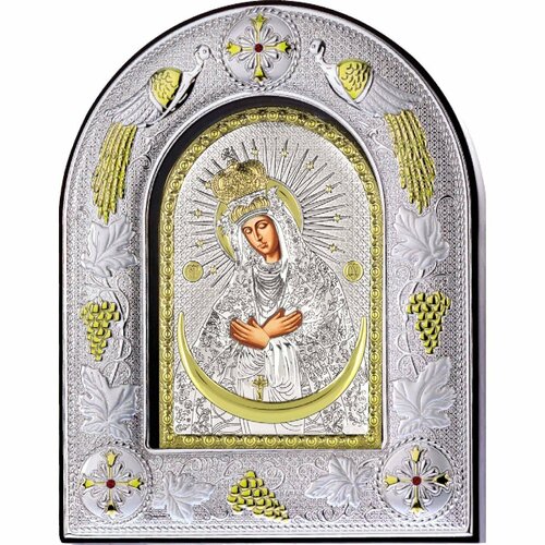 Остробрамская икона Божьей Матери в серебряном окладе. остробрамская икона божьей матери на холсте