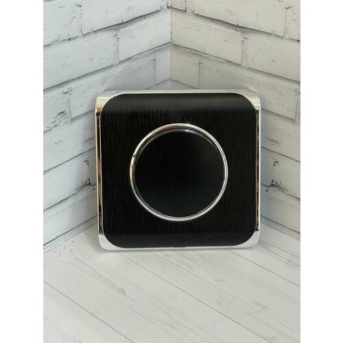Механический одноклавишный выключатель Sharm Electrical, цвет черный/серебро 297
