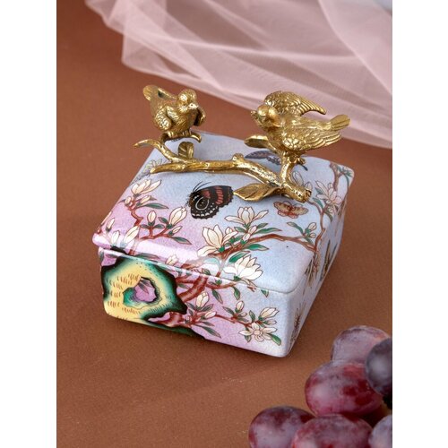 31G2591/B100C/HP1535 Шкатулка с птичками 10х10х10см, Glasar желтый, голубой, зеленый, золотистый