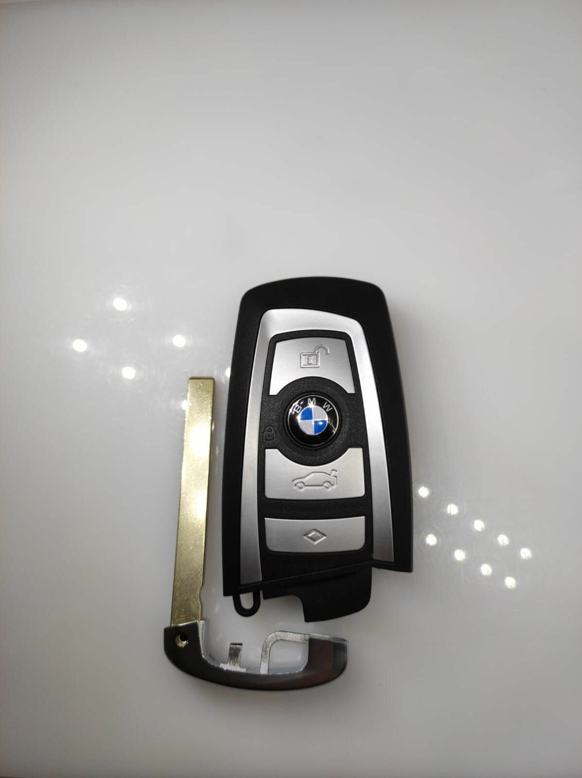 Смарт ключ BMW F Серия 433MHz CAS4 (с платой и батарейкой) 4 кнопки