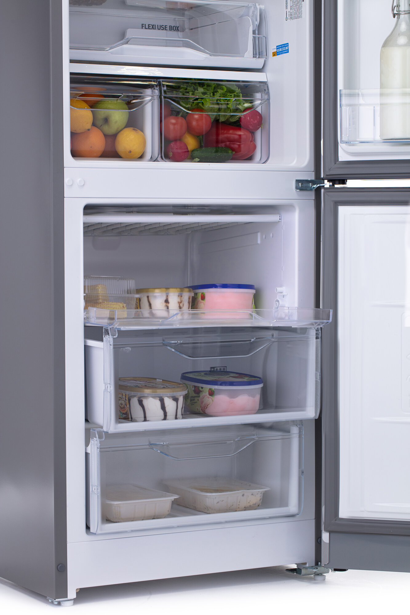 Двухкамерный холодильник Indesit DS 4200 G, серебристый - фотография № 4