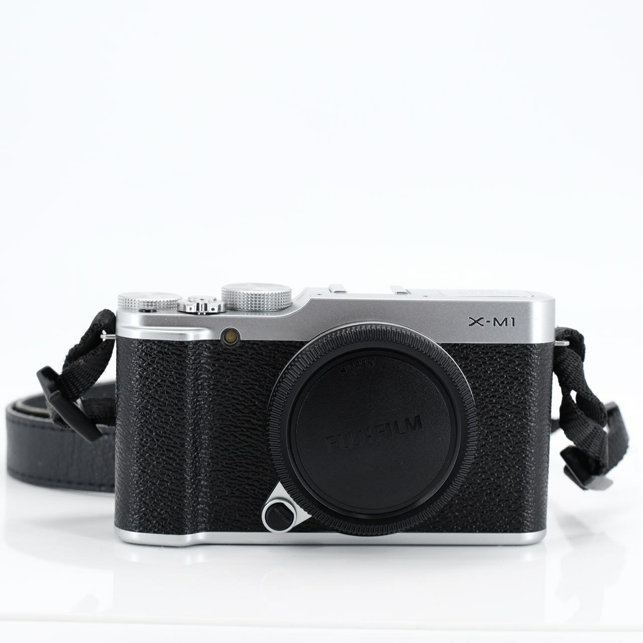 Fujifilm X-M1 body