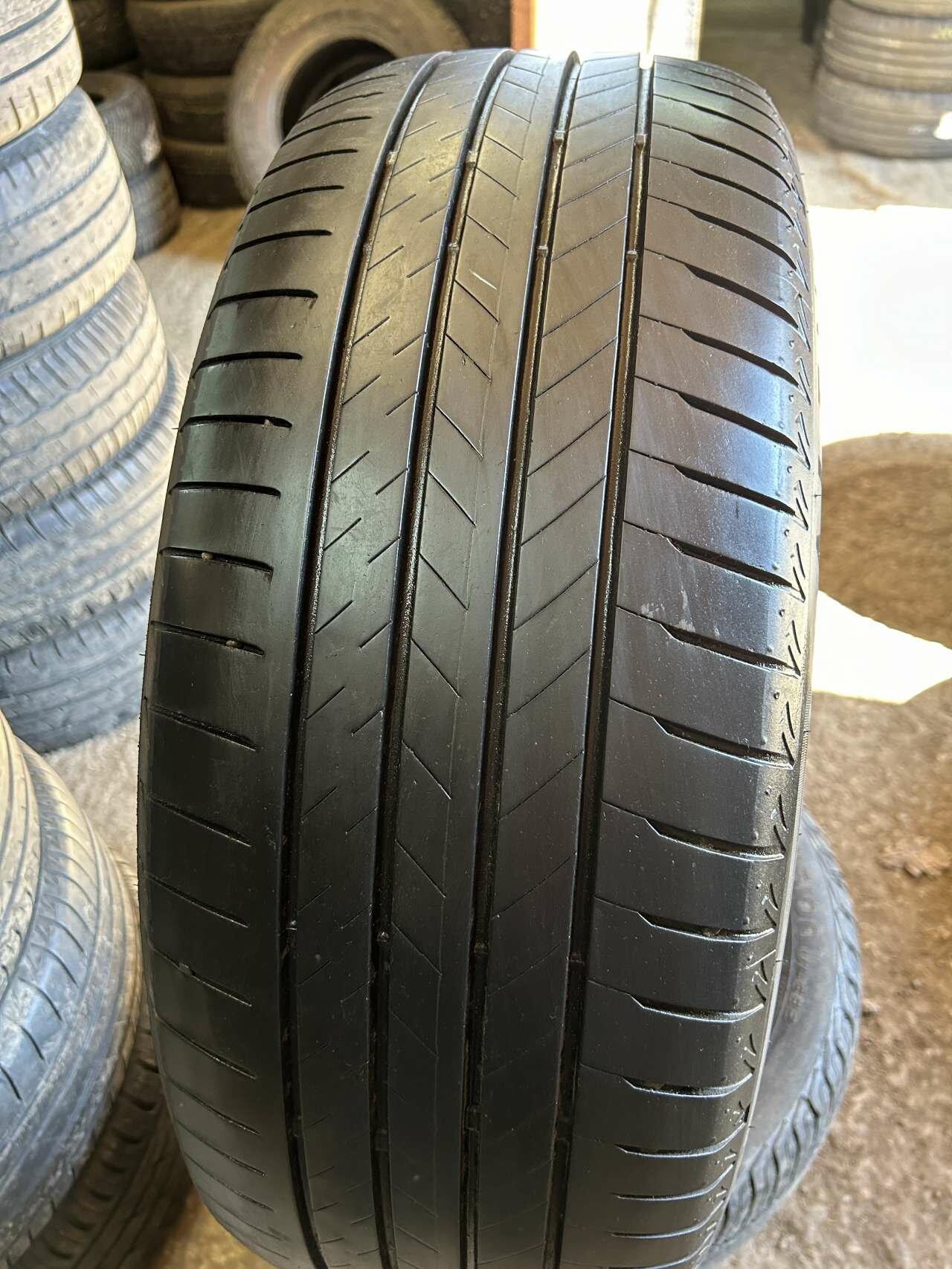 235/55 R19 101V Bridgestone Alenza 001