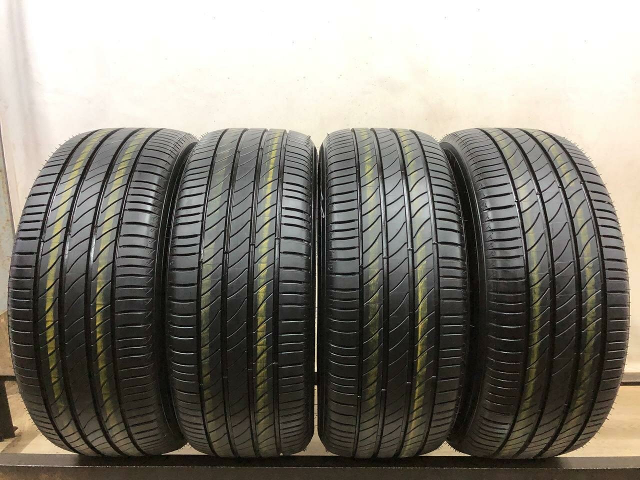 Michelin Primacy 3 ST 235/50 R18 БУ Шины Летние