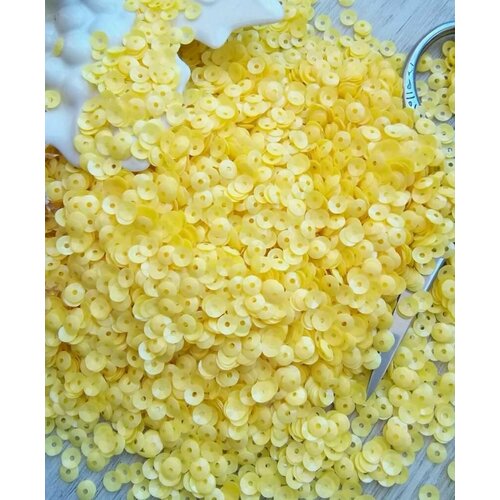 Пайетки чаши 4 мм #2134. Упаковка 3 грамма. Италия