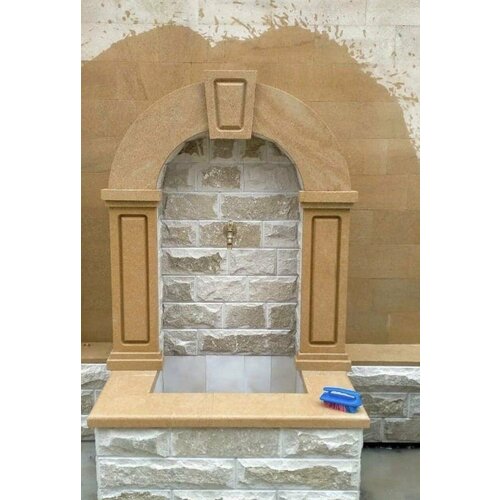 Родник из натурального гелинбатанского камня 25590₽